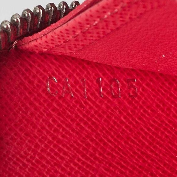 Louis Vuitton Grenade Epi Leather Zippy Wallet - Picture 9 of 10